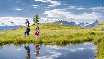 Gezinswandeling op de Schmitten | © Schmittenhöhebahn AG | Max Steinbauer