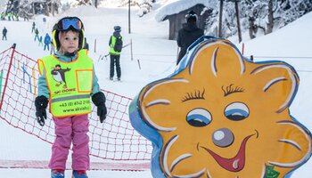Skischool & skiverhuur in Viehhofen - hier zit u altijd goed | © Ski Dome Oberschneider